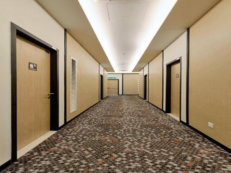 Mtree Hotel Nilai Klia Airport image