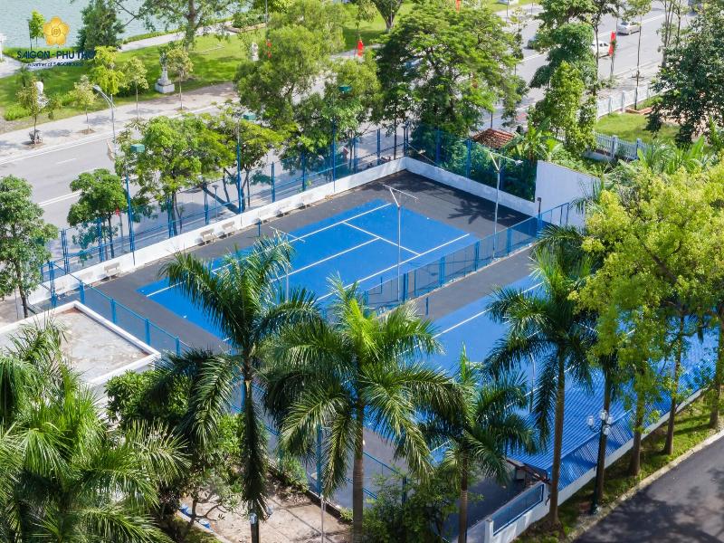 Sai Gon Phu Tho Hotel