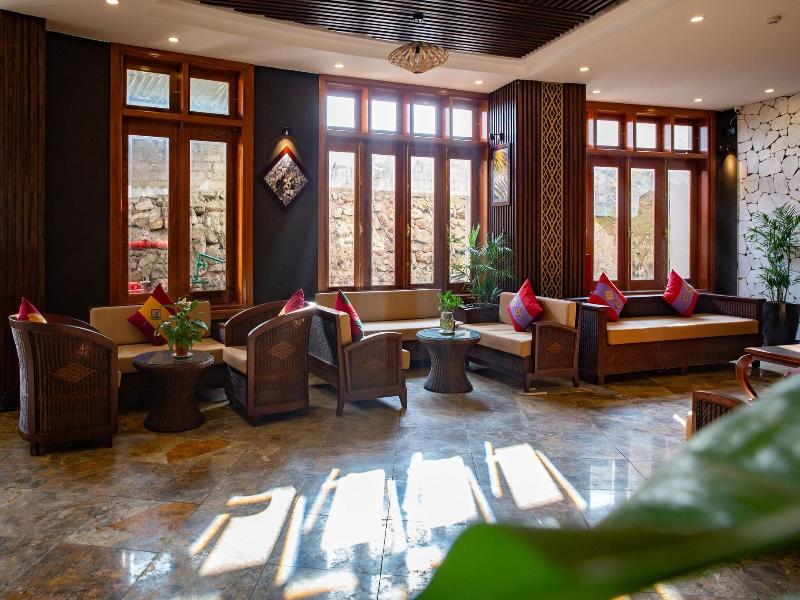 The View Sapa Hotel