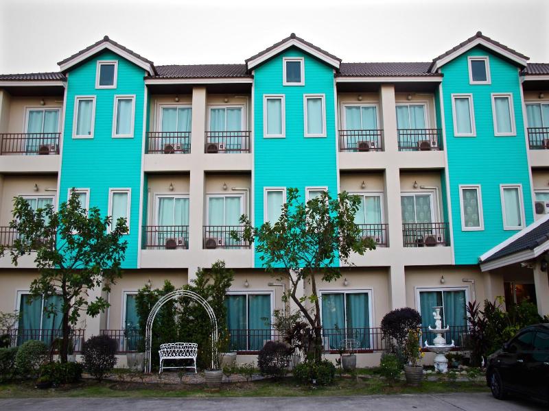 Green Apple Villa image