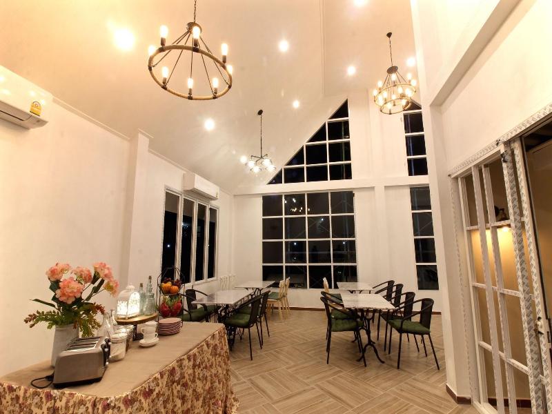 Green Apple Villa image