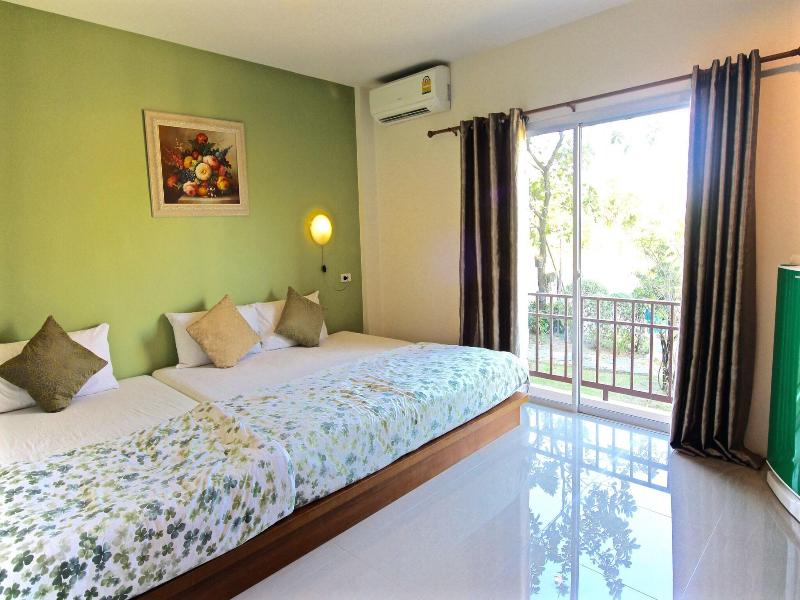 Green Apple Villa image