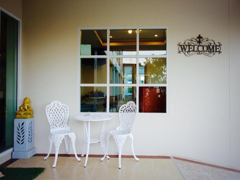Green Apple Villa image