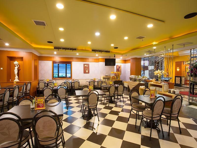 Bi Executive Hotel image