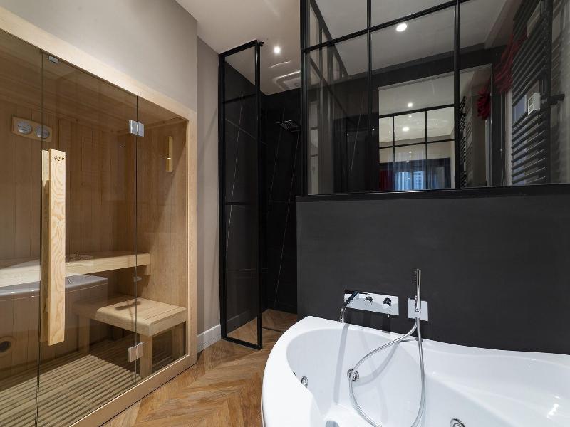 Artemide Guest House image