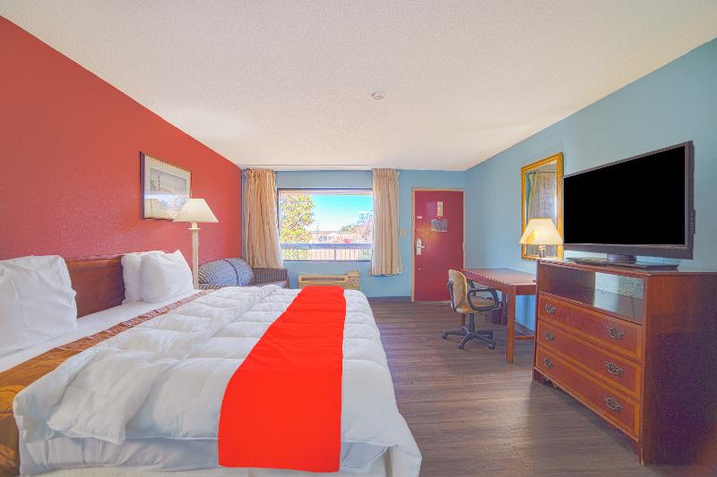 Mayfair Inn image