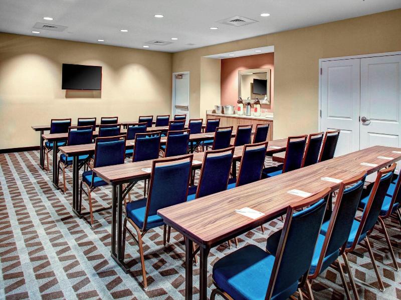 Towneplace Suites Macon Mercer University image