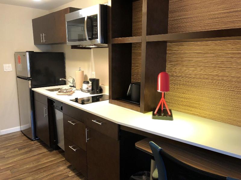 Towneplace Suites Macon Mercer University image