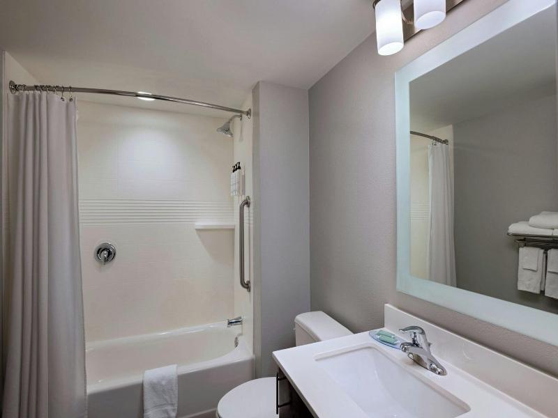 Towneplace Suites Macon Mercer University image