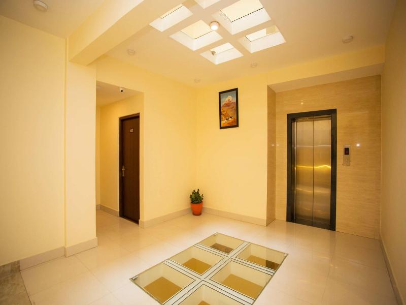 Jay Suites image