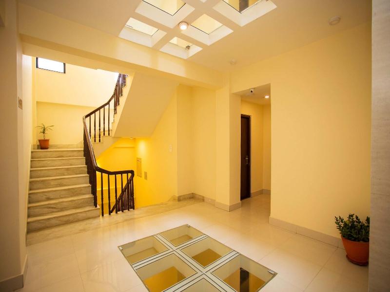 Jay Suites image