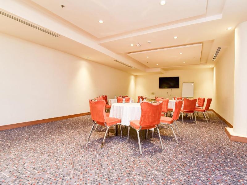 Mena Hotel Tabuk image