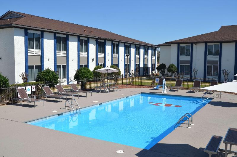 Americas Best Value Inn Suites Foley Gulf Shores image