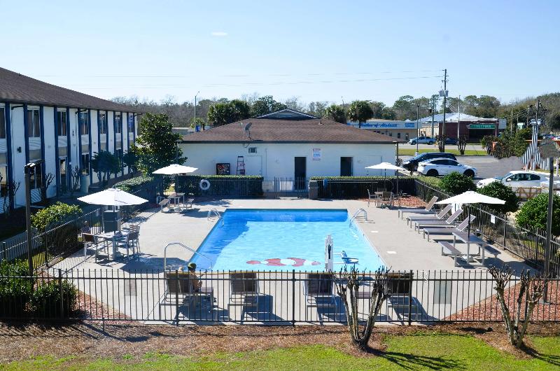 Americas Best Value Inn Suites Foley Gulf Shores image