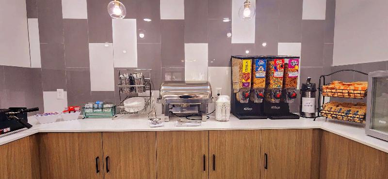 Americas Best Value Inn Suites Foley Gulf Shores image