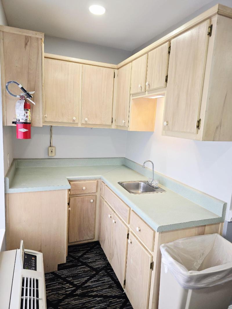 Americas Best Value Inn Suites Foley Gulf Shores image