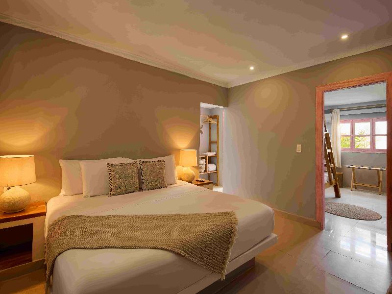 Hotel Fenix Beach Cartagena image