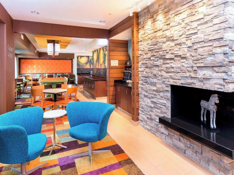 Fairfield Inn Suites Galesbourg image