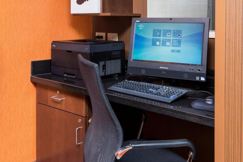 Fairfield Inn Suites Galesbourg image