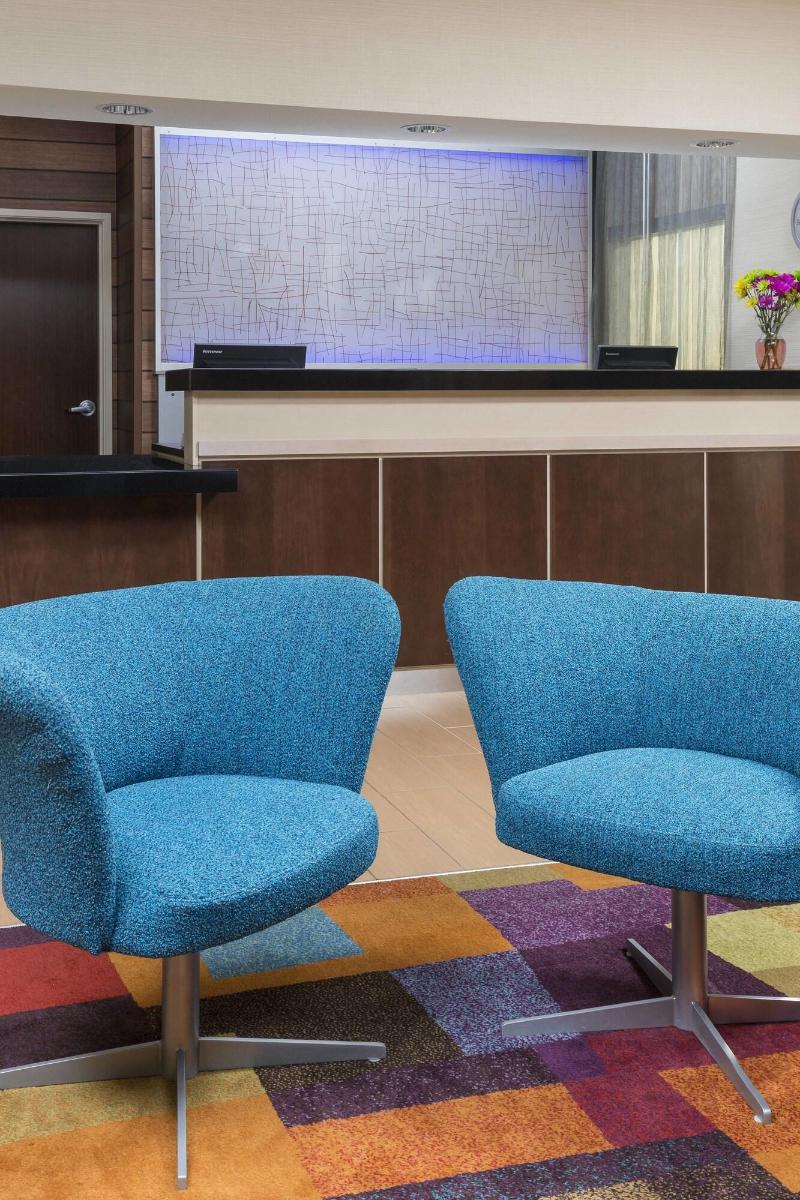 Fairfield Inn Suites Galesbourg image