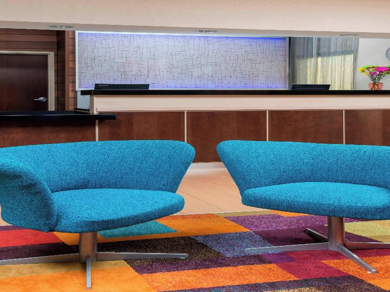 Fairfield Inn Suites Galesbourg image