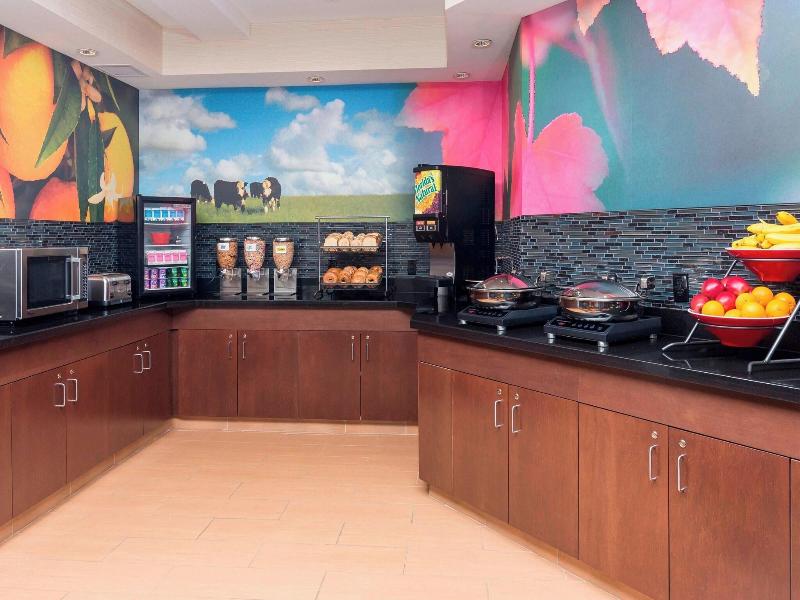 Fairfield Inn Suites Galesbourg image