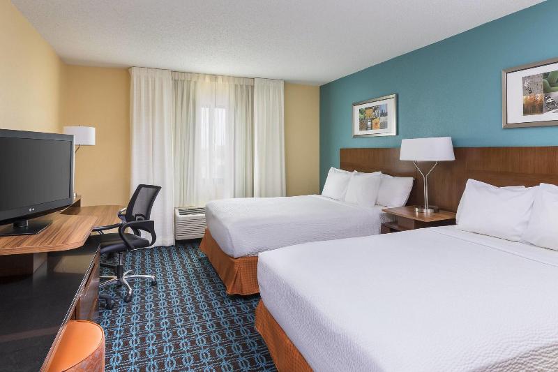 Fairfield Inn Suites Galesbourg image