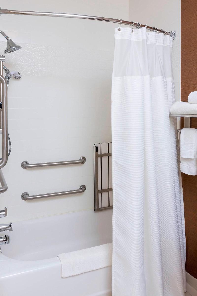 Fairfield Inn Suites Galesbourg image