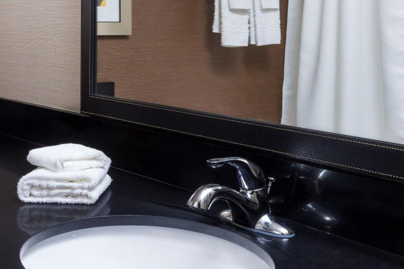 Fairfield Inn Suites Galesbourg image
