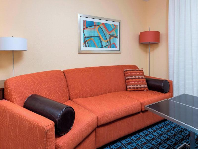 Fairfield Inn Suites Galesbourg image