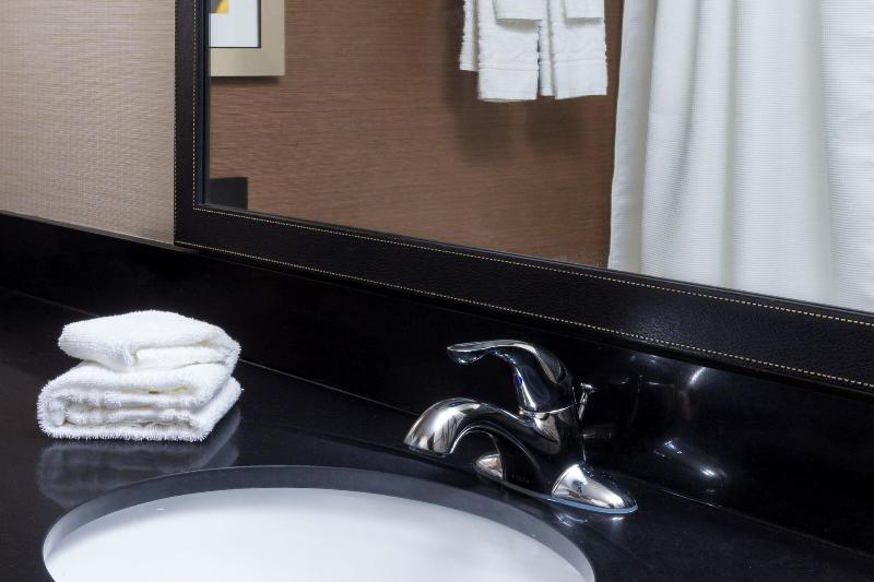 Fairfield Inn Suites Galesbourg image