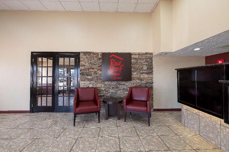 Red Roof Inn and Suites Bossier City