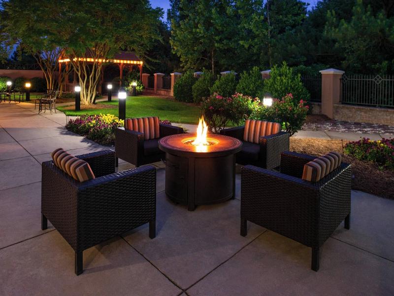 Courtyard High Point image