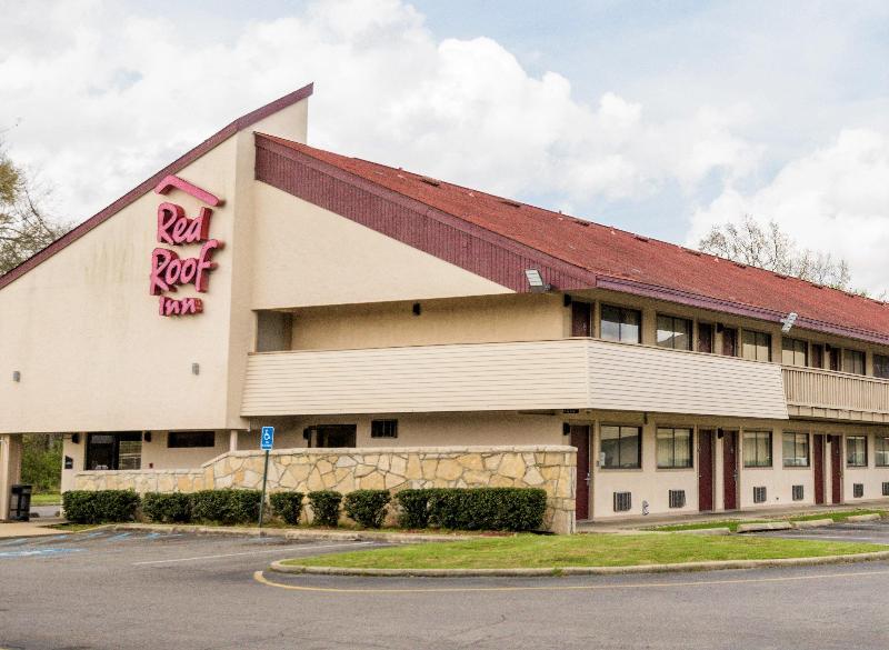 Red Roof Inn Lafayette, LA image