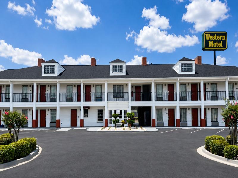 Western Motel Fitzgerald