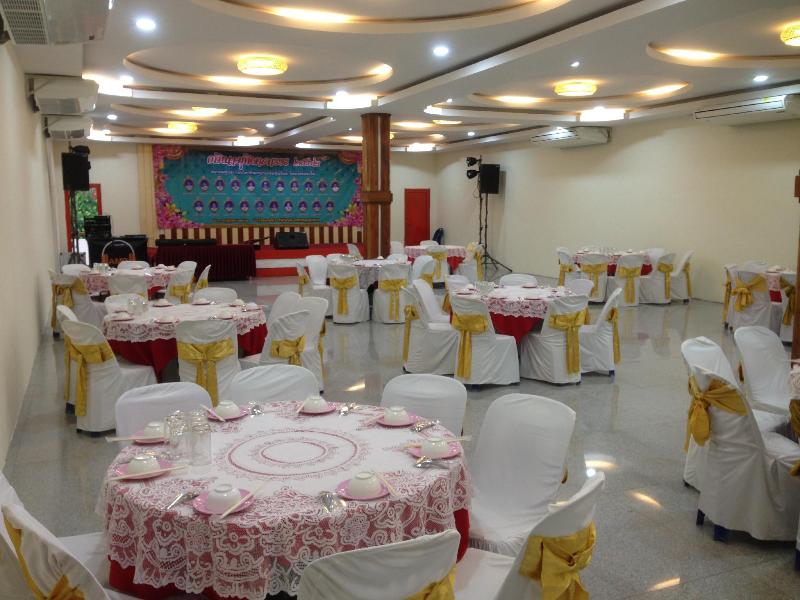 Riverfront Hotel Mukdahan image