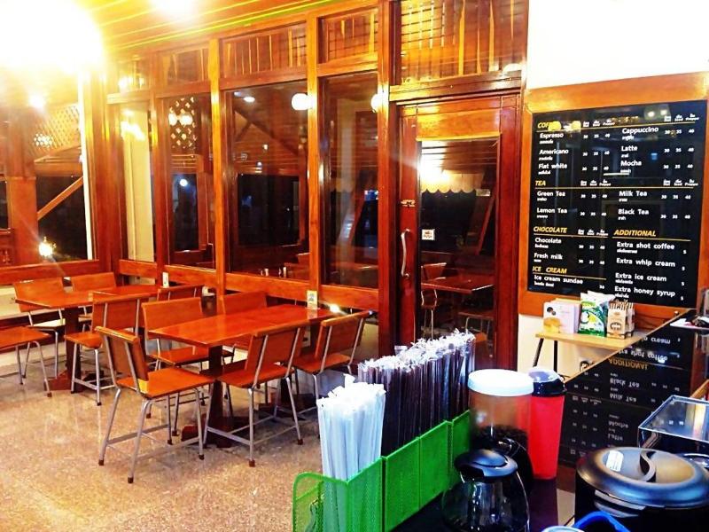 Riverfront Hotel Mukdahan image