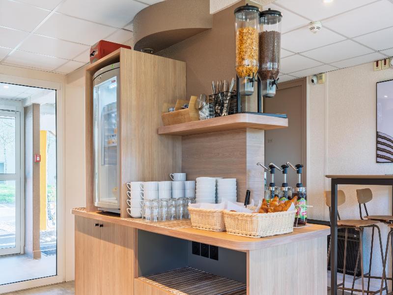 Premiere Classe Orleans Nord Saran image
