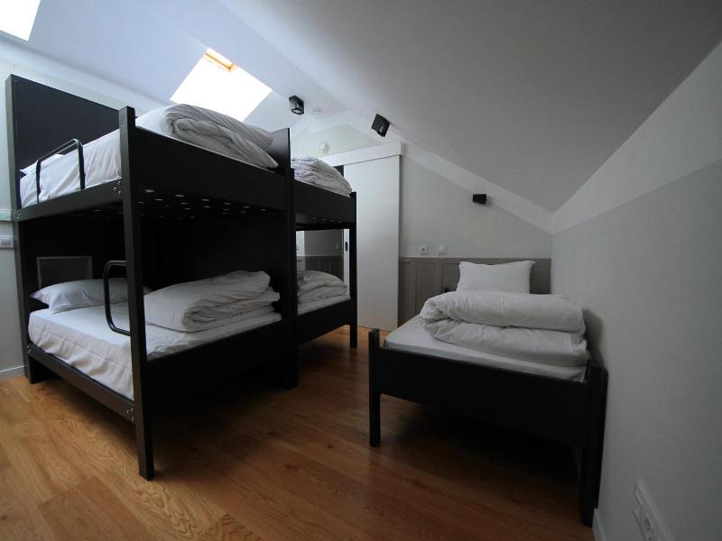 Complutum Hostel image