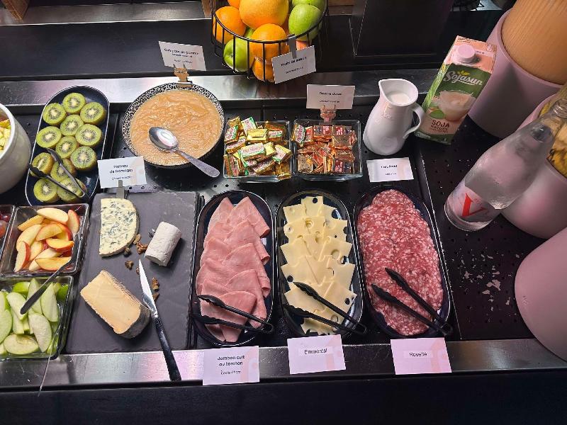 Premiere Classe Nantes Est St Sebastien Sur Loire image