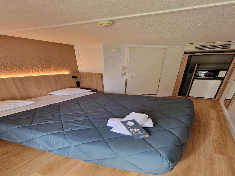 Premiere Classe Compiegne Jaux image