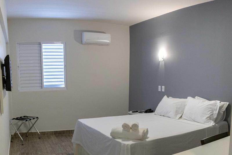 Avenida Park Hotel image 4