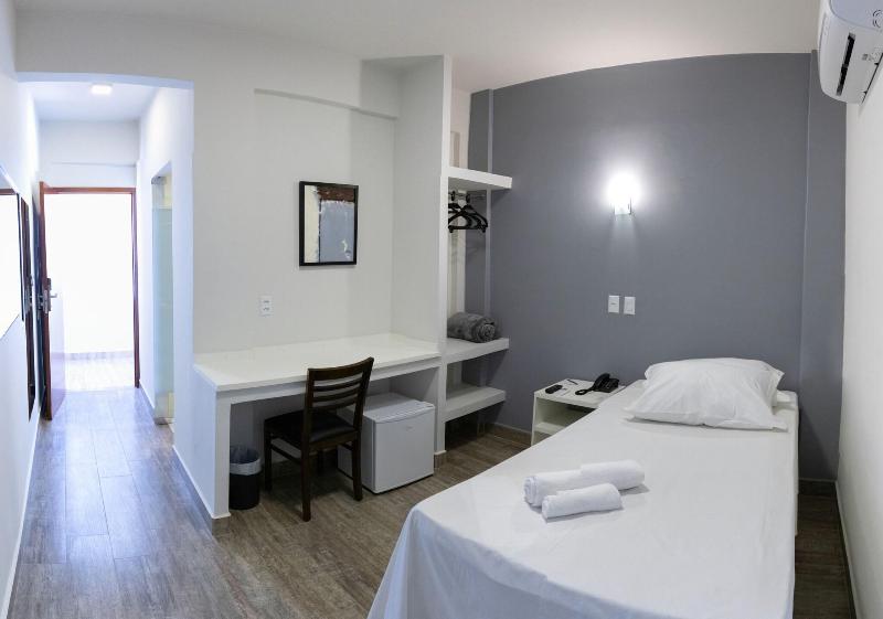 Avenida Park Hotel image 9