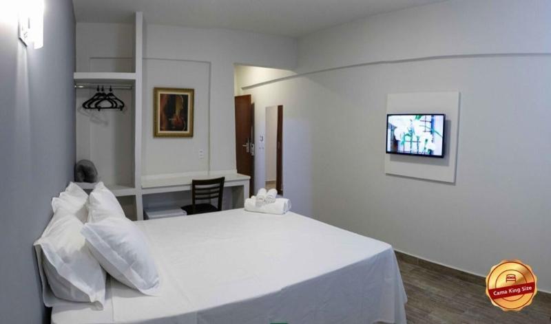 Avenida Park Hotel image