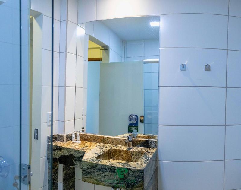 Avenida Park Hotel image