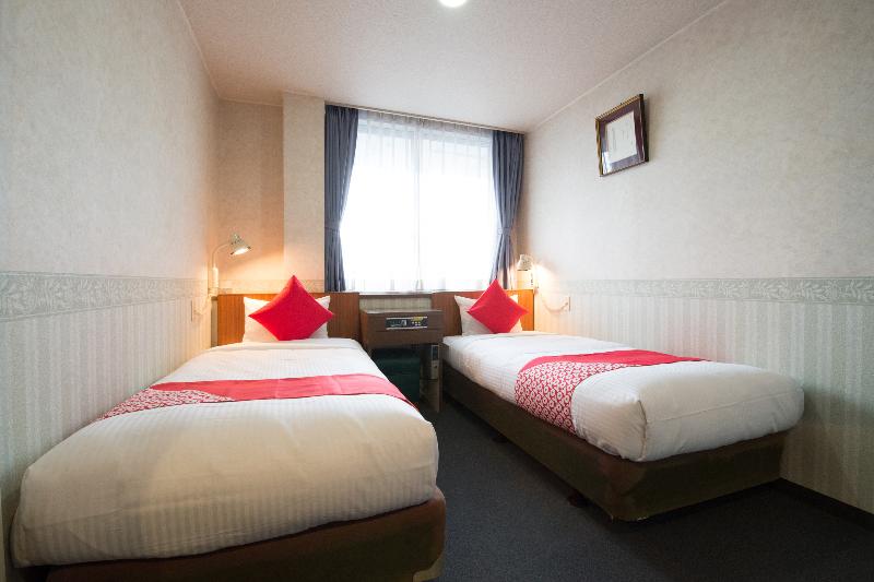 Station Business Hotel Tenshukaku Hitoyoshi image