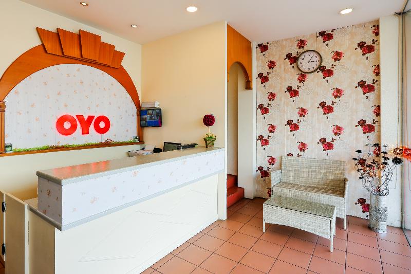 OYO 89638 Hotel Mandarin Inn image