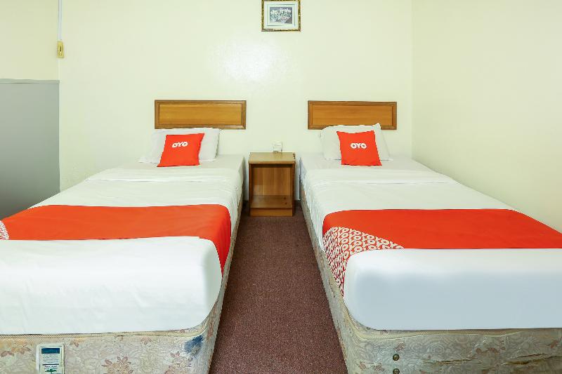 OYO 89638 Hotel Mandarin Inn image