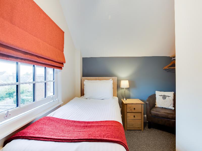 OYO Iffley Townhouse image