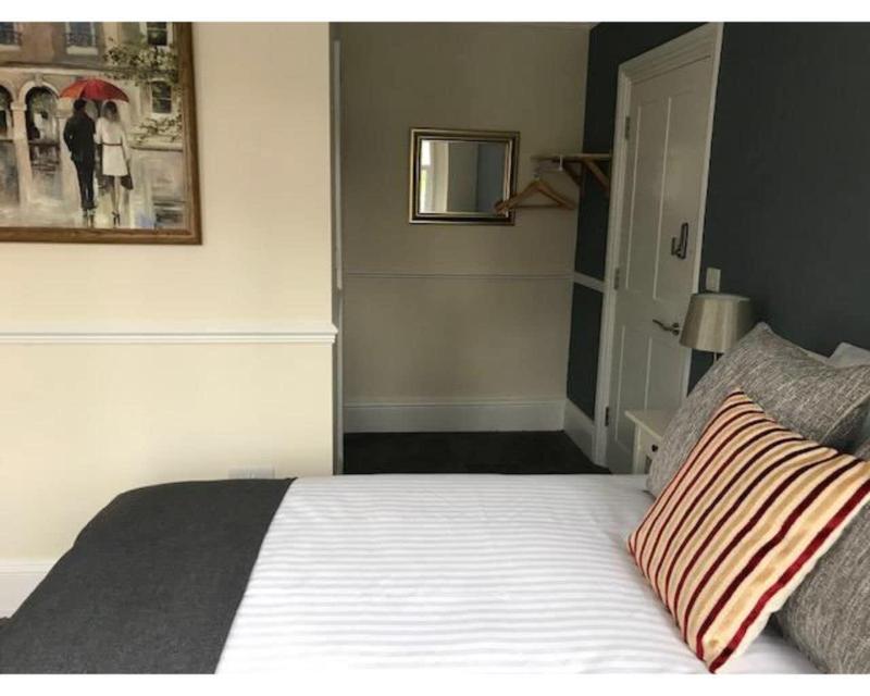 OYO Iffley Townhouse image